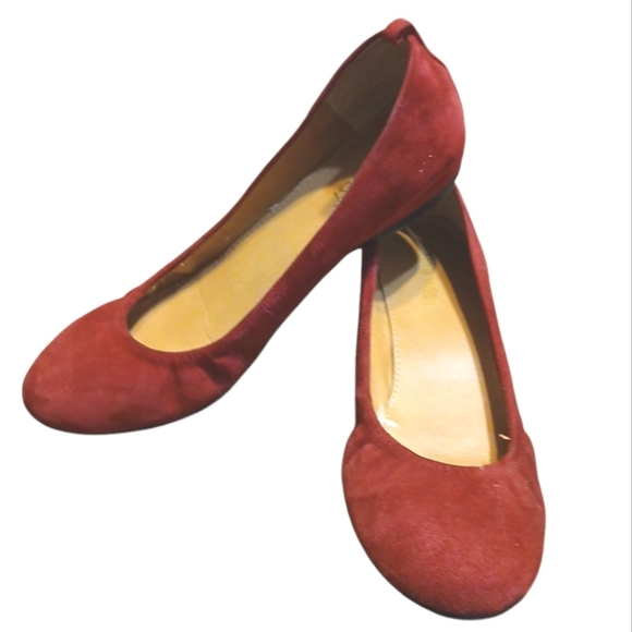 Nine West Burgundy Suede Ballet Flats Size 8 - Picture 1 of 11